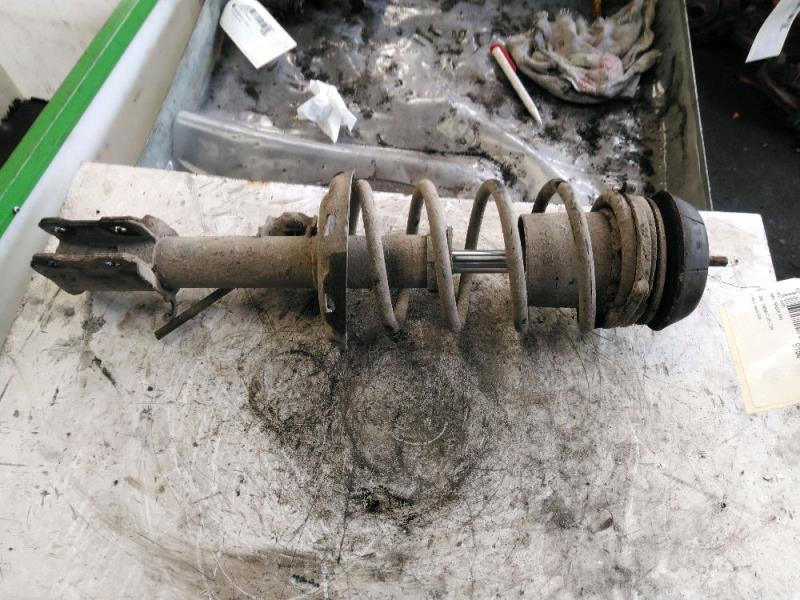 Amortisseur avant droit OPEL CORSA C Essence - 1
