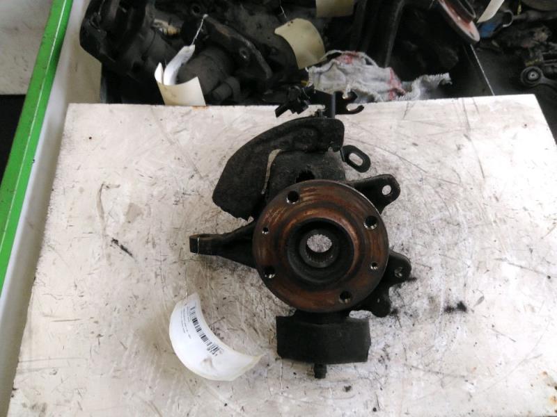 Moyeu avant droit PEUGEOT 406 Essence - 1
