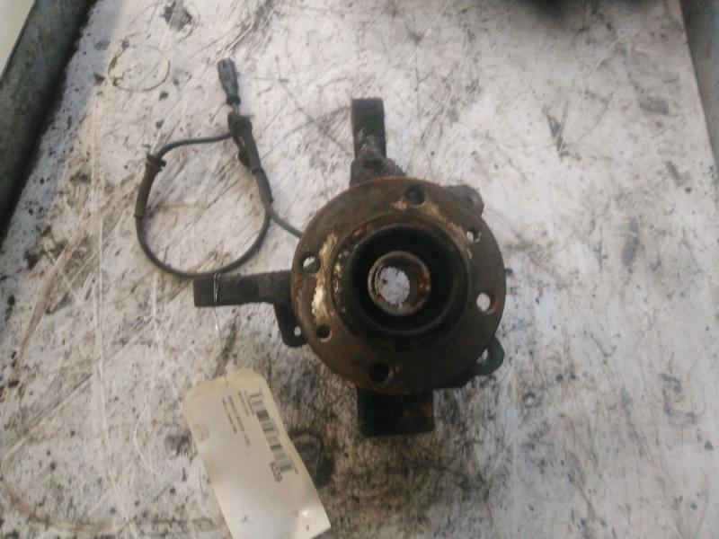 Moyeu avant droit RENAULT MODUS Diesel - 1