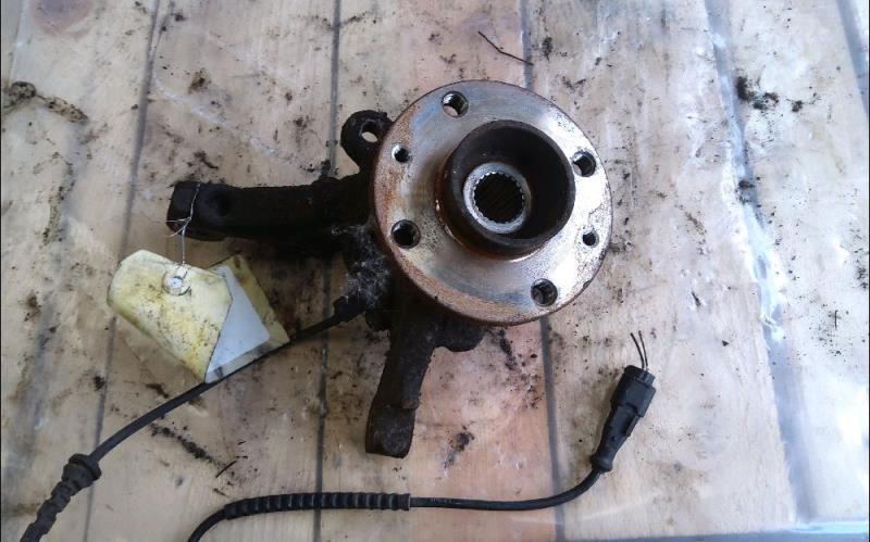 Pivot de moyeu avant droit RENAULT TWINGO 2 Essence - 1