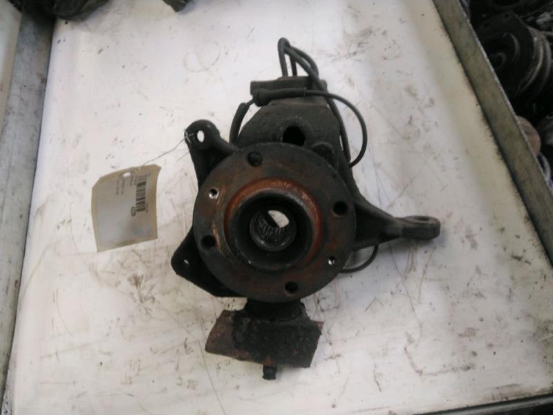 Moyeu avant gauche CITROEN C5 - 1 Diesel - 1