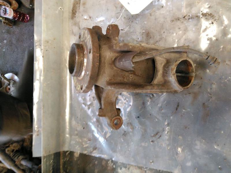 Moyeu avant gauche CITROEN C3 - 2 Diesel - 1