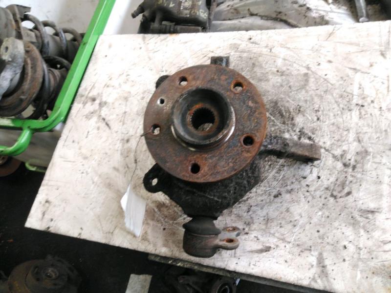 Moyeu avant gauche NISSAN PRIMASTAR Diesel - 1