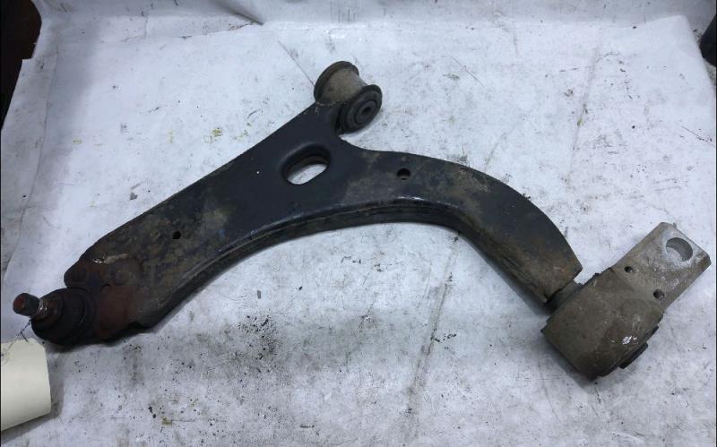 Triangle avant gauche FORD FUSION Diesel - 1