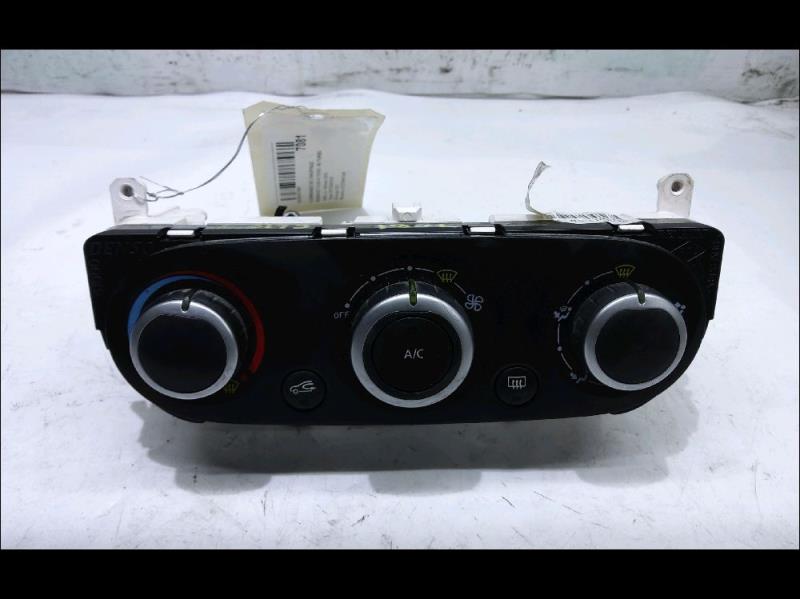 Commande chauffage RENAULT CLIO 4 Diesel - 1