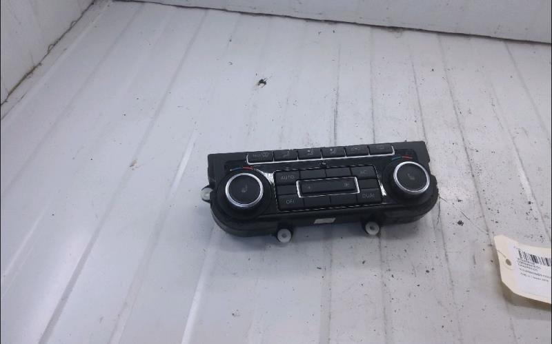 Commande chauffage VOLKSWAGEN GOLF 6 Diesel - 1