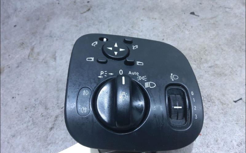 Commande de phare MERCEDES CLASSE CLK 209 Diesel - 1