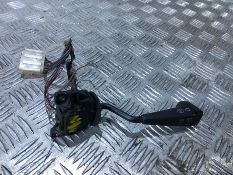 Commodo d'essuie glaces BMW SERIE 3 E30  - 1