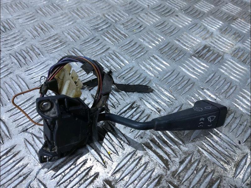 Commodo d'essuie glaces BMW SERIE 3 E30  - 1