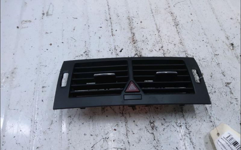 Bouton de warning MERCEDES CLASSE A W169 Diesel - 1