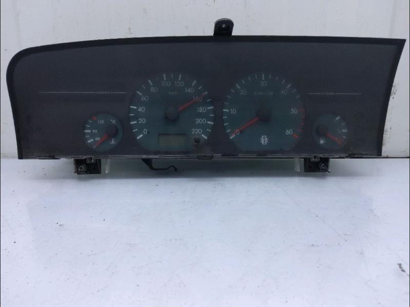 Compteur CITROEN XANTIA  - 1