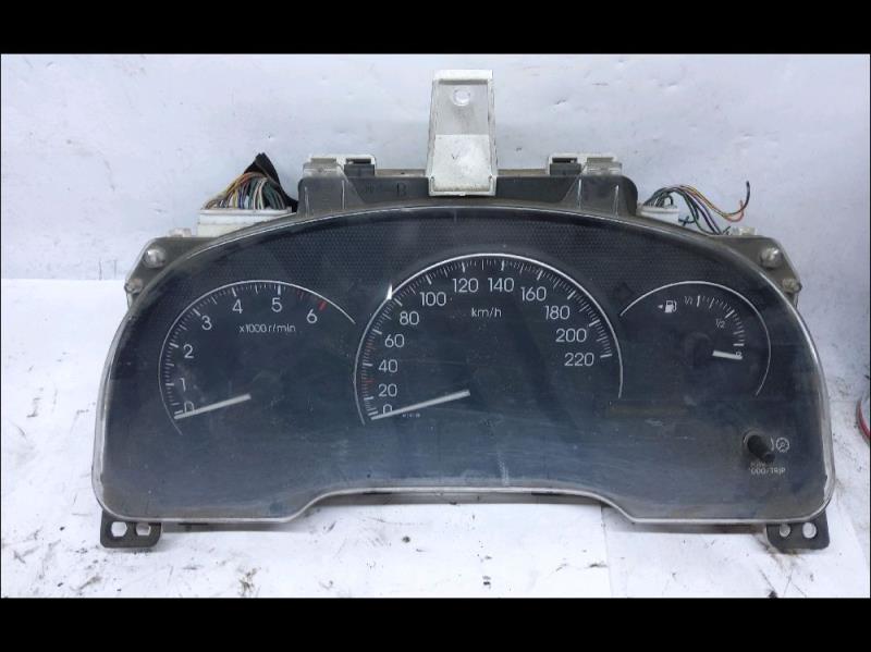 Compteur TOYOTA AVENSIS VERSO Diesel - 1