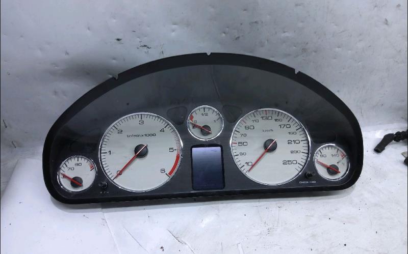 Compteur PEUGEOT 407 Diesel - 1