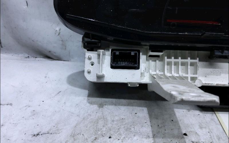 Compteur TOYOTA YARIS 2 Diesel - 1