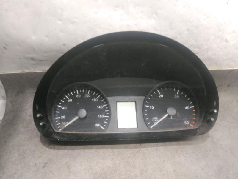 Compteur MERCEDES SPRINTER 2 906 Diesel - 1