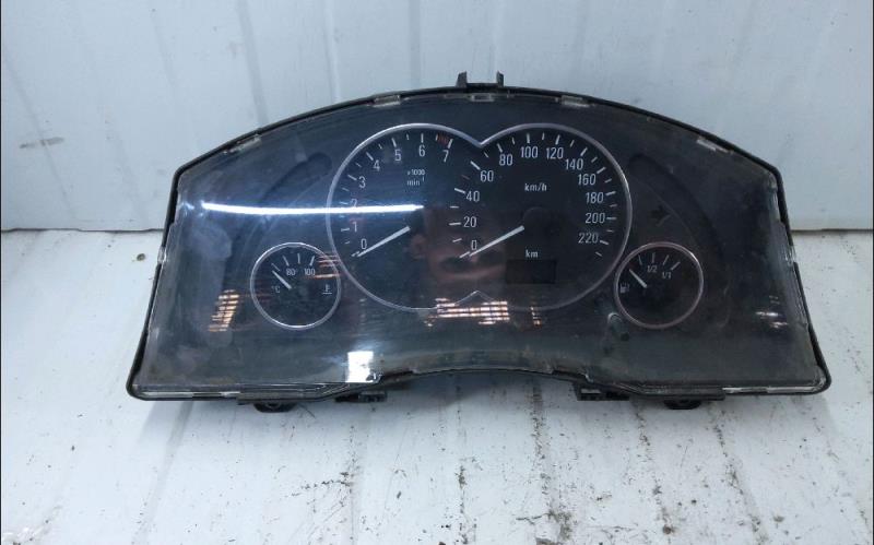 Compteur OPEL MERIVA A Essence - 1