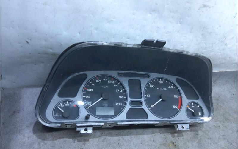 Compteur PEUGEOT 306 BREAK Diesel - 1