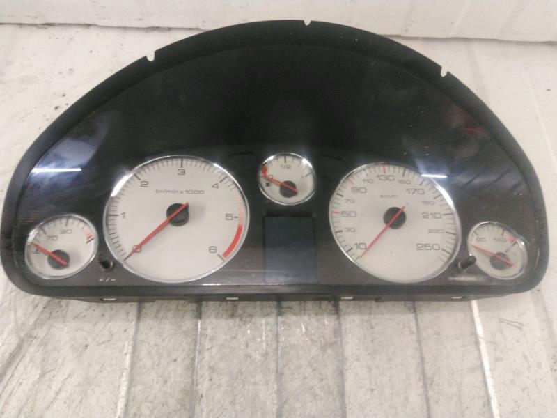 Compteur PEUGEOT 407 Diesel - 1