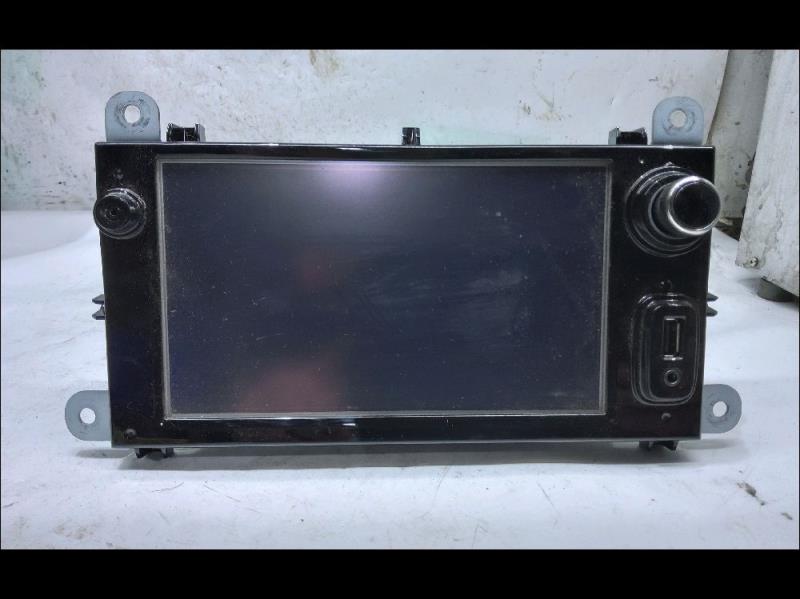 Autoradio d'origine RENAULT CLIO 4 Diesel - 1