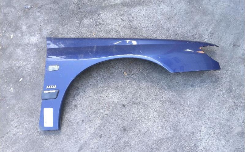 Aile avant droit PEUGEOT 406 Diesel - 1