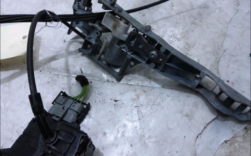 Serrure avant droit PEUGEOT 207 Diesel - 1