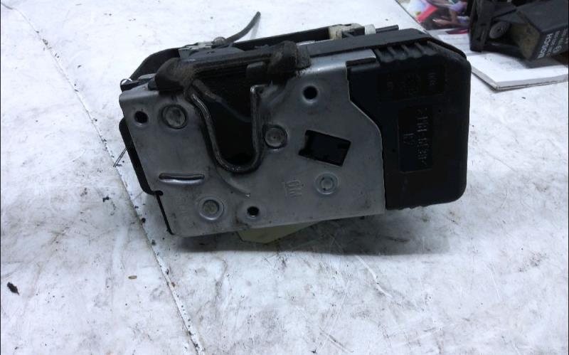 Serrure avant droit OPEL CORSA C Essence - 1