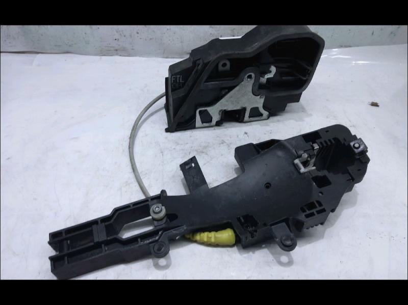 Serrure avant gauche BMW SERIE 1 E87  - 1