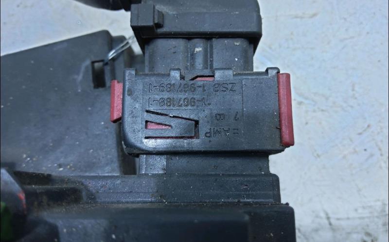 Serrure avant gauche OPEL CORSA C Essence - 1