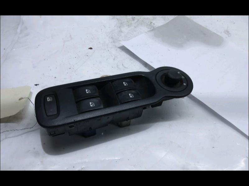 Interrupteur de leve vitre avant gauche RENAULT MODUS Diesel - 1