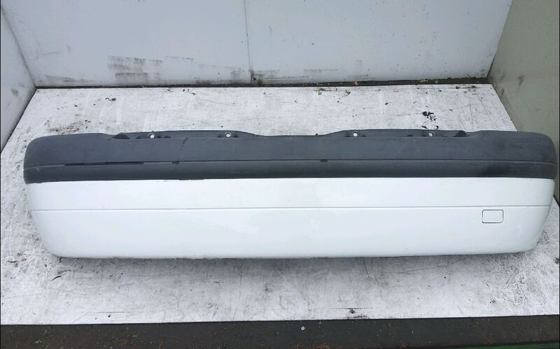 Pare choc arriere RENAULT CLIO 2 Essence - 1