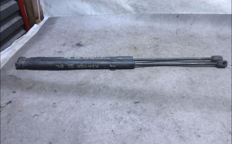 Verin de coffre FORD MONDEO 3 SW  - 1