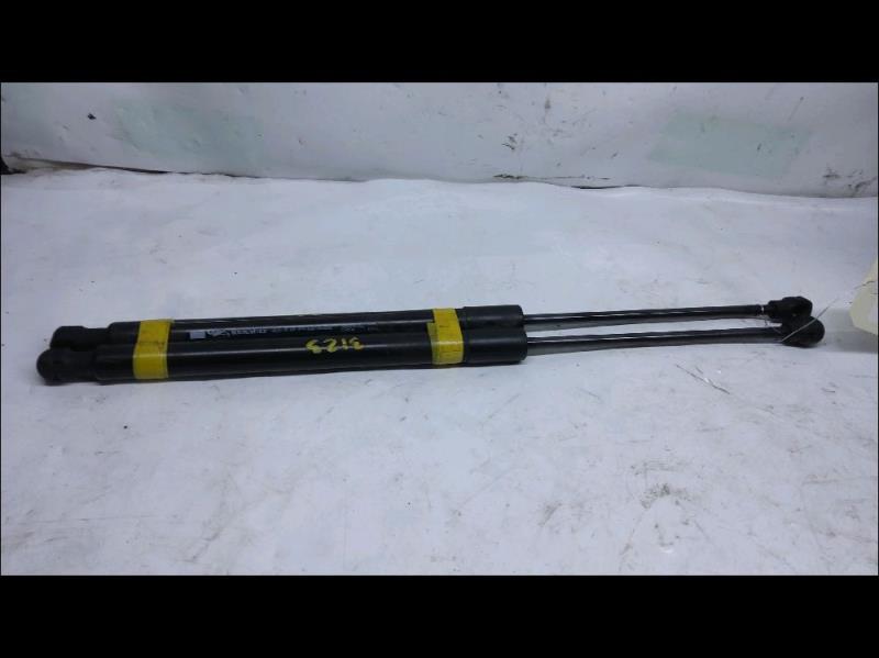 Verin de coffre RENAULT CLIO 4 Diesel - 1