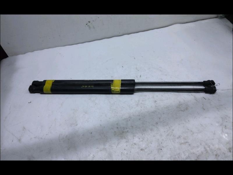 Verin de coffre RENAULT CLIO 4 Diesel - 1