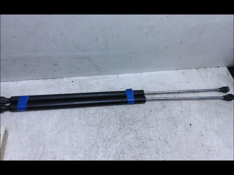 Verin de coffre PEUGEOT 807 Diesel - 1