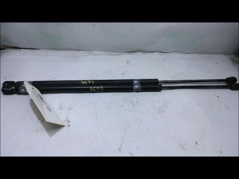 Verin de coffre FORD FIESTA 5 Essence - 1