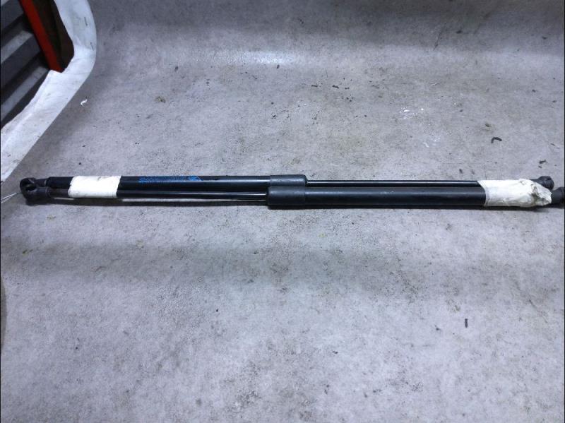 Verin de coffre CITROEN C4 PICASSO 1 Diesel - 1