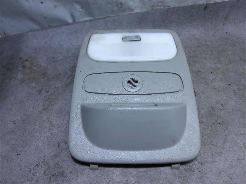 Eclairage de plafonnier RENAULT CLIO 4 Diesel - 1