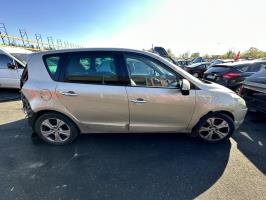 Porte avant gauche