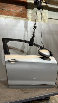 Porte avant droit