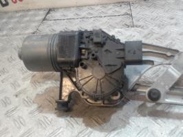 Moteur essuie glace avant