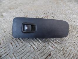 Interrupteur de leve vitre avant droit