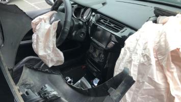 Cardan gauche (transmission)