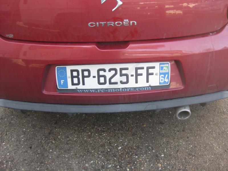 Moyeu avant gauche