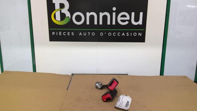 Aggancio cintura sicurezza posteriore sinistro VOLKSWAGEN POLO 5 PHASE 1 Diésel - 1
