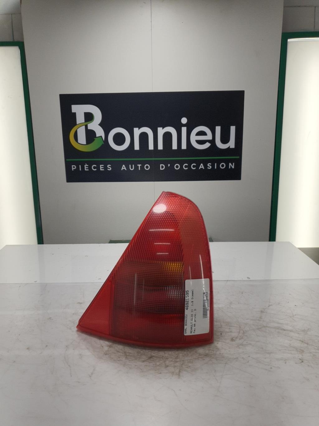 Fanale posteriore principale destro (luci) RENAULT CLIO 2 PHASE 1 Diésel - 1