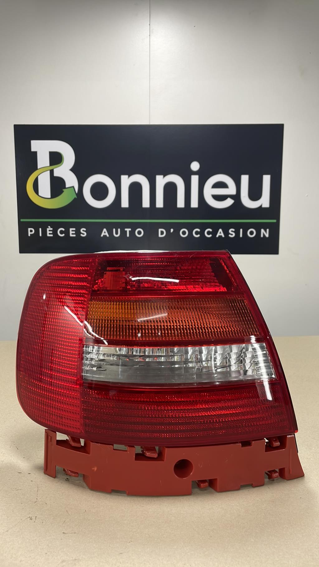 Feu arriere principal gauche (feux) AUDI A4 1 PHASE 2  - 1