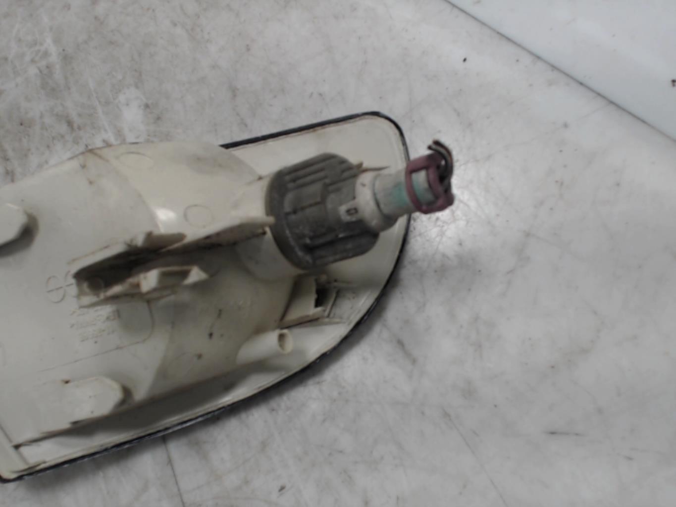 Ripetitore lampeggiante anteriore sinistro (Luci) AUDI A4 1 Diésel - 1