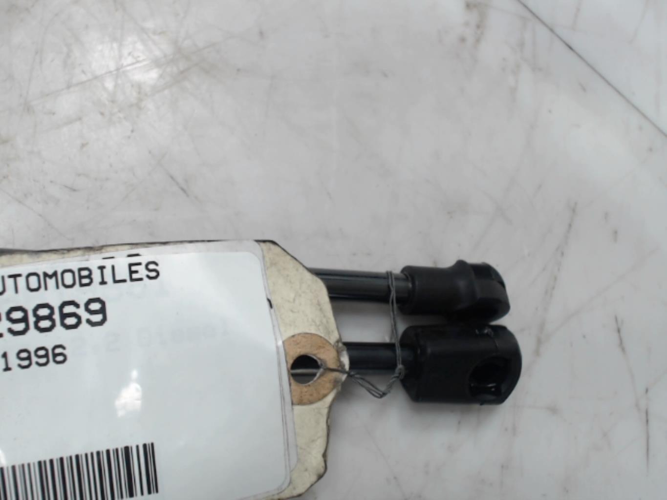 Verin de coffre AUDI A3 1996  - 1
