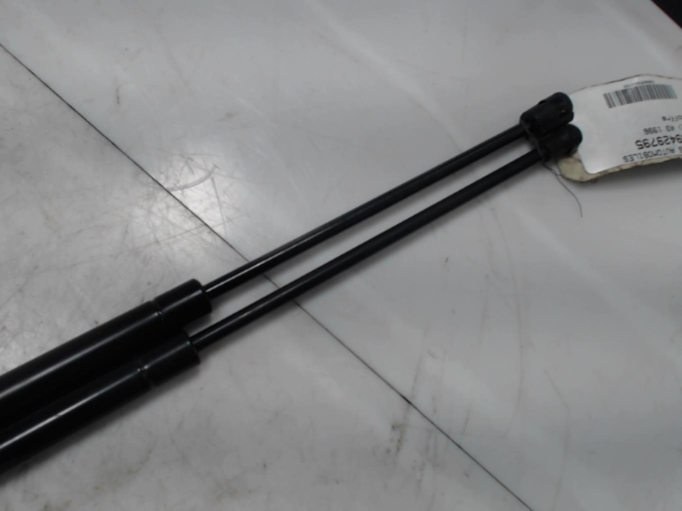 Verin de coffre AUDI A3 1996  - 1