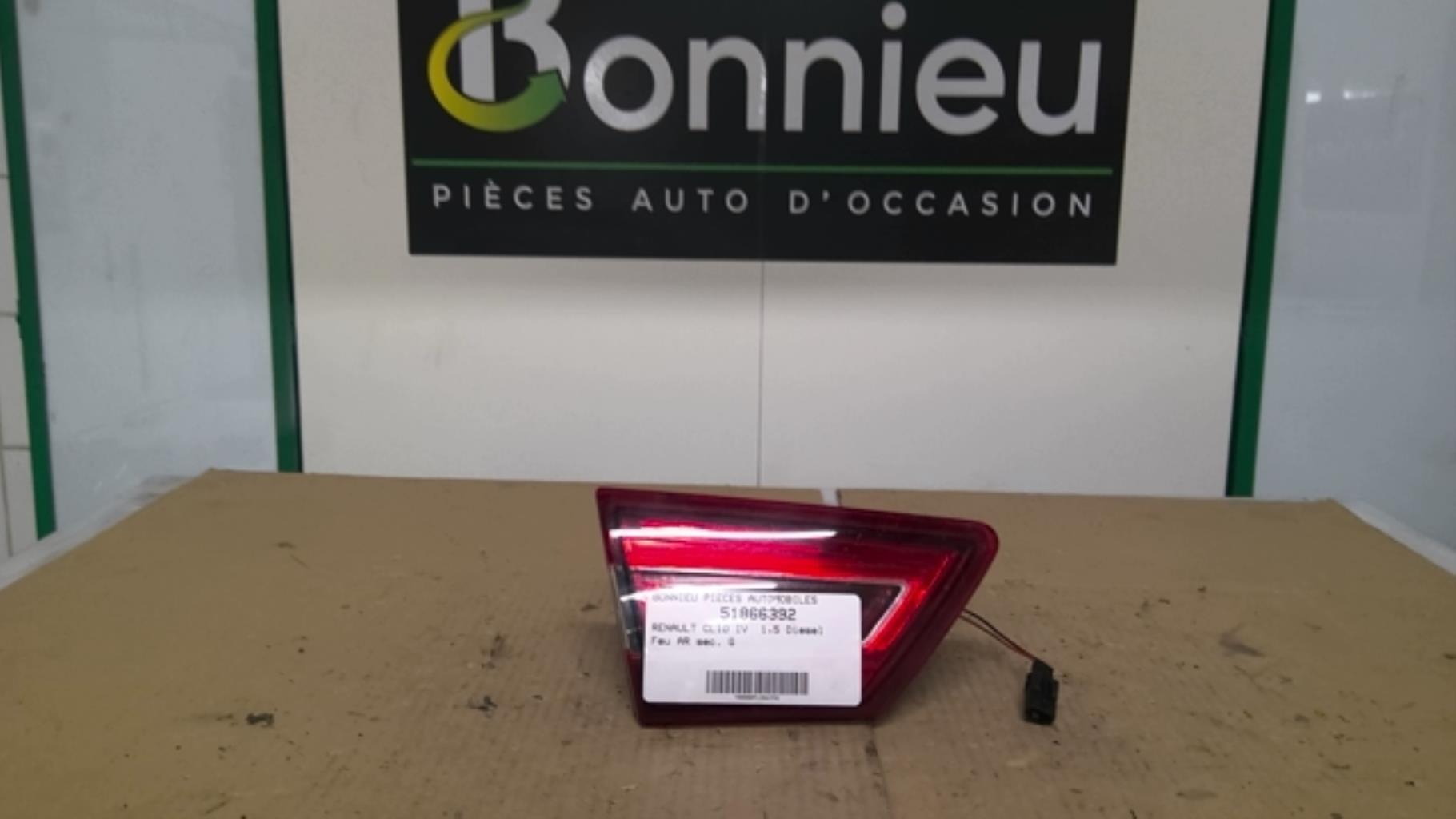 Feu arriere secondaire gauche (feux) RENAULT CLIO 4 PHASE 1 Diesel - 1